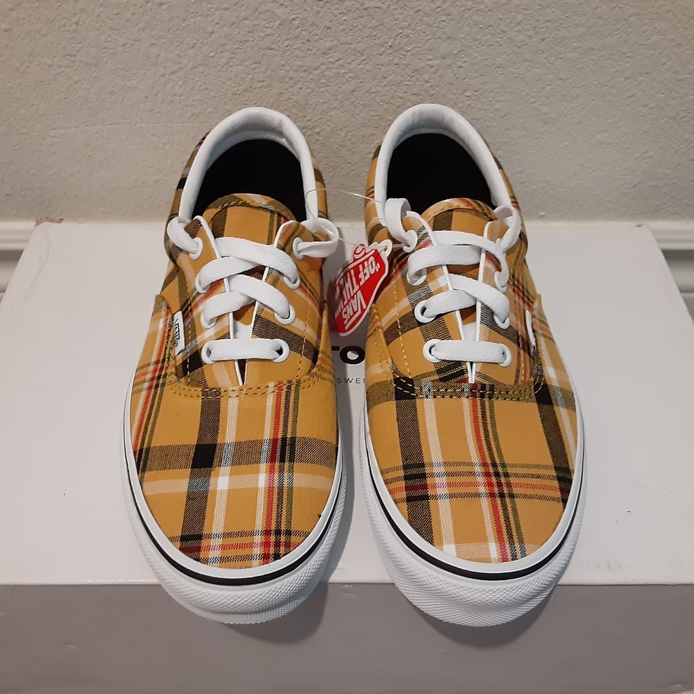 Vans - Picture 4 of 4
